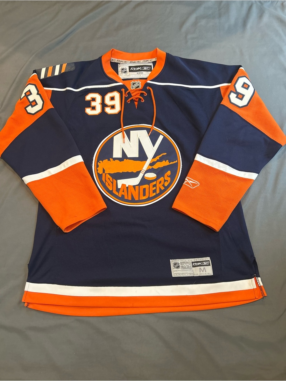 Authentic Reebok / NHL / New York Islanders Jersey